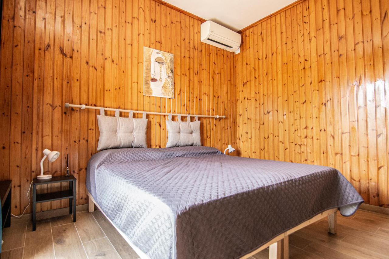 Yourquadrarooms B&B Roma Esterno foto