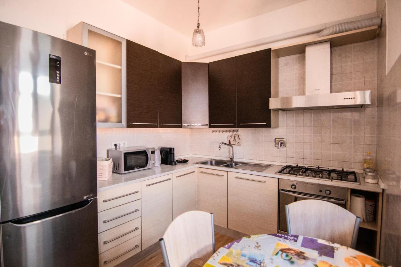 Yourquadrarooms B&B Roma Esterno foto