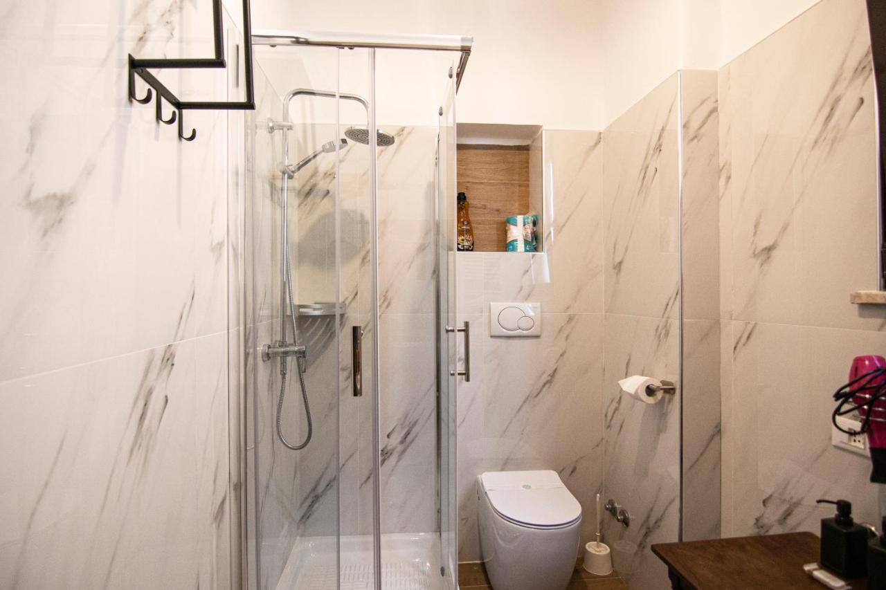 Yourquadrarooms B&B Roma Esterno foto